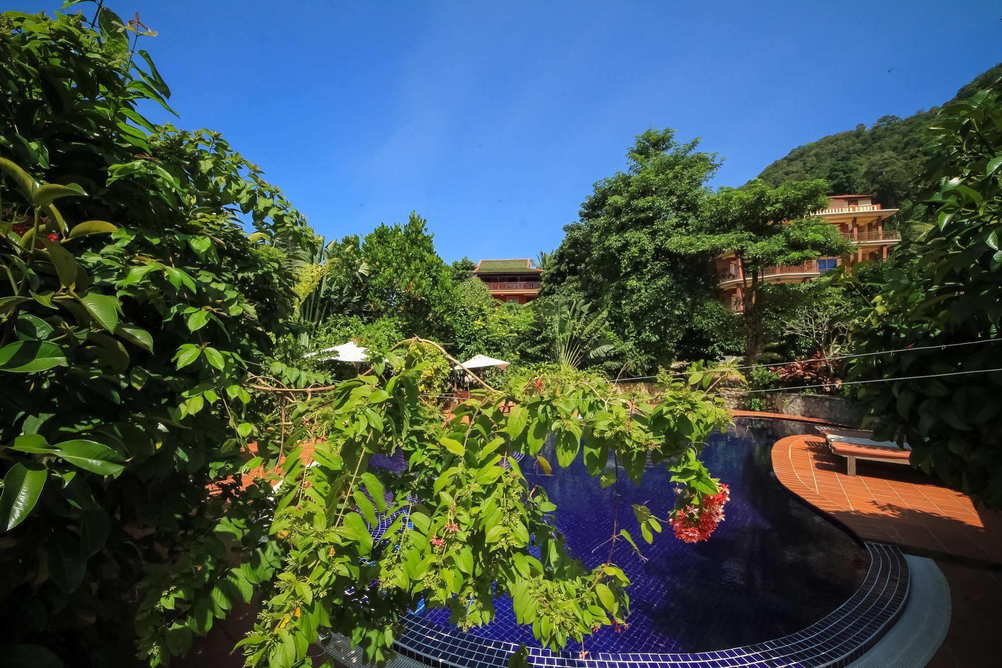 Spring Valley Resort Kep Exterior foto